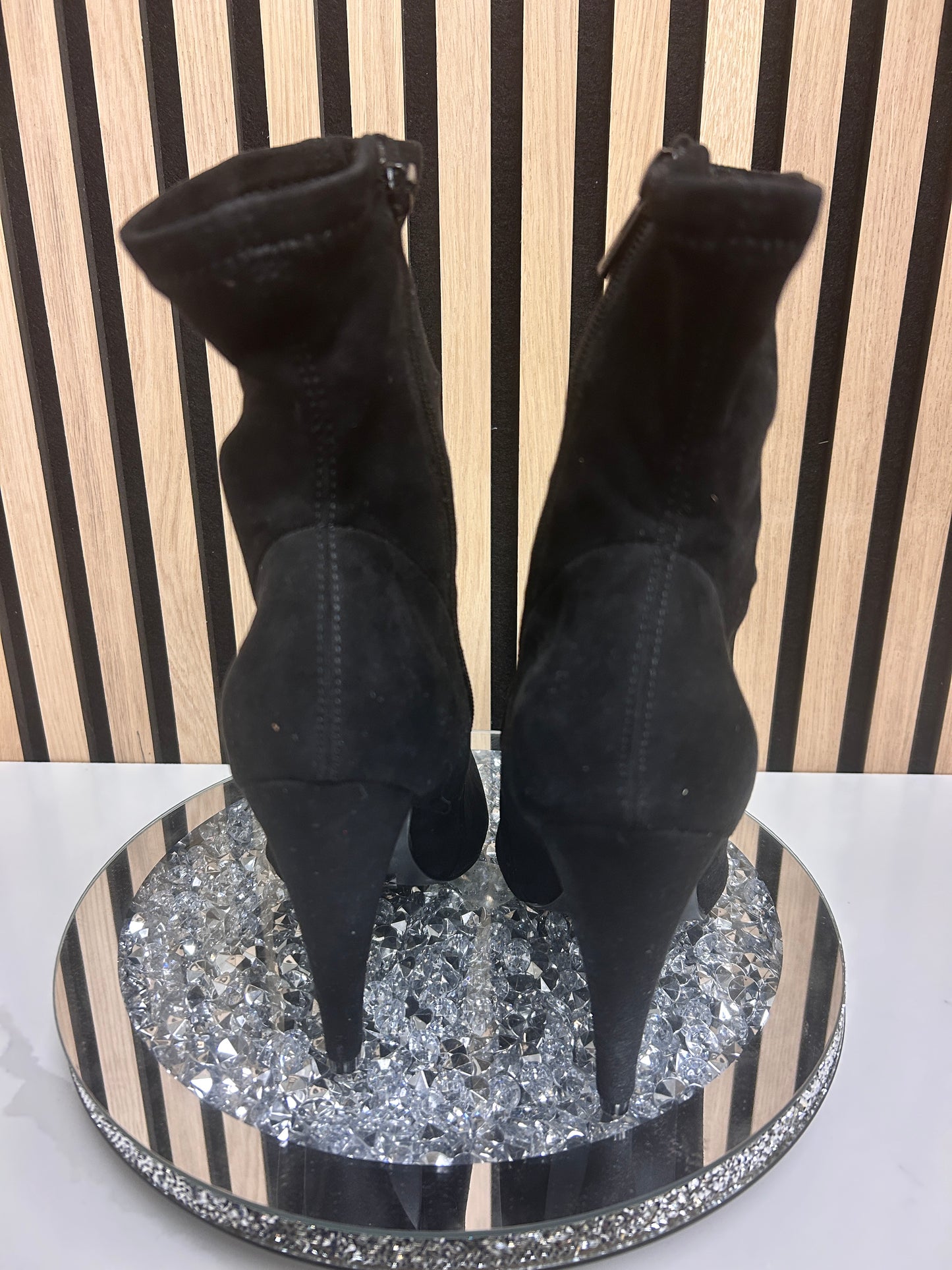 Anne Michelle Ankle Boots