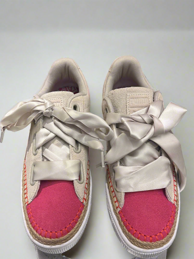 Puma Suede Heart Sneaker
