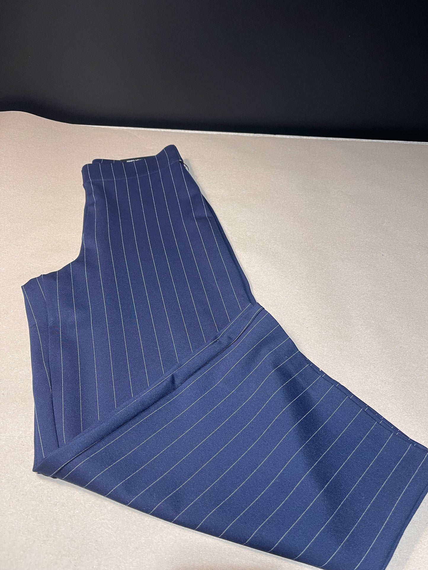 Jones & Co. Crop Wide Leg Pant
