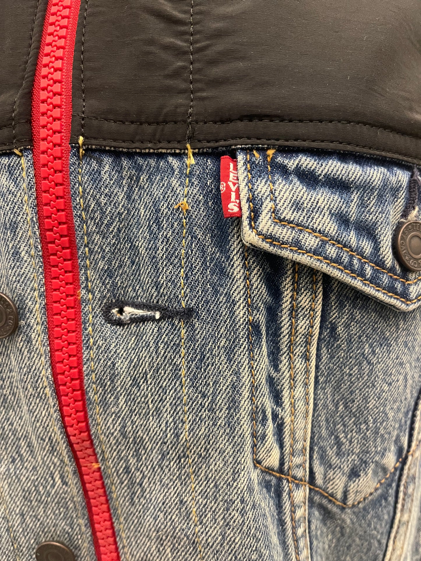 Levi's Mockneck Trucker Jacket
