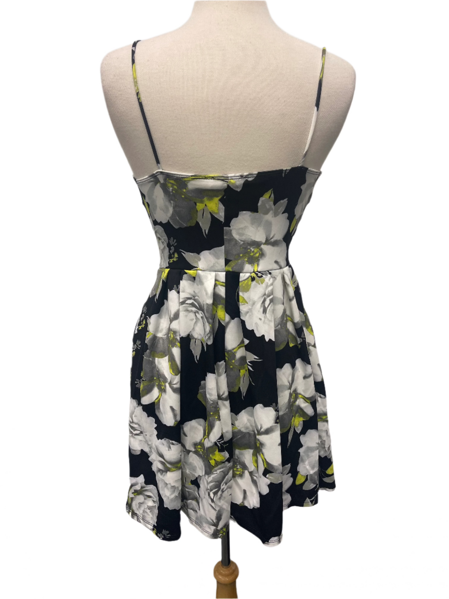 Soprano Flower Dress
