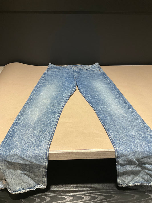Levi's 501 Original Straight Leg Denim Jean