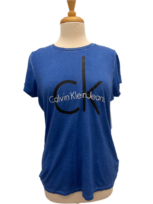 Calvin Klein T-shirt