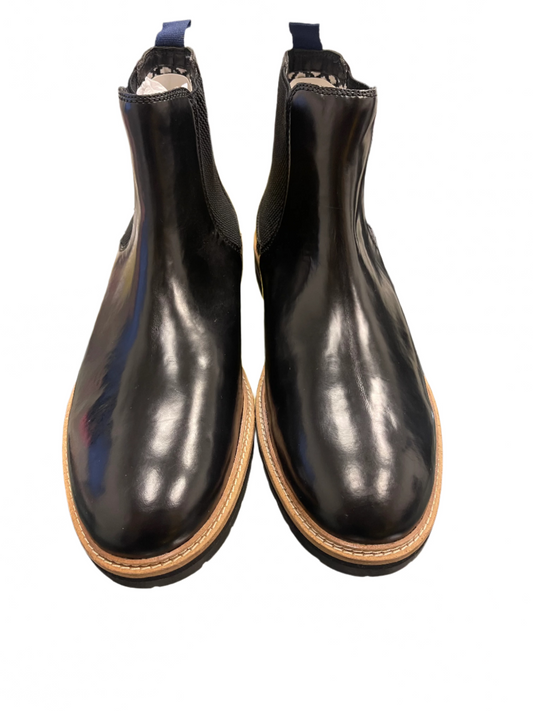 PENGUIN BOOTS